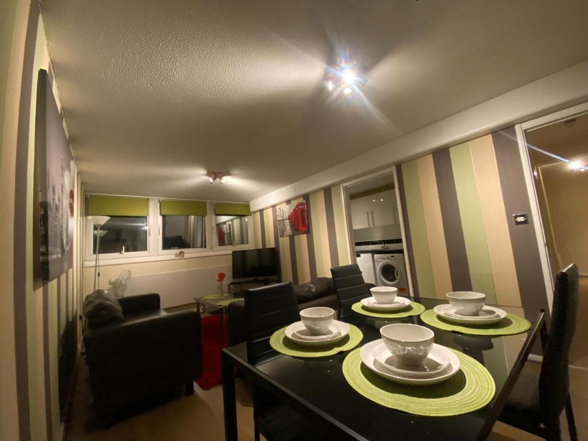 Victoria Centre Apartments In The Victoria Centre Shopping Centre - Nottingham City Centre - 24 Hour Access - Most Central Location, Kitchen - Sunday Check-Out 1Pm - Opposite Hilton By Restaurants & Shops - Outdoor Parking Cars Or Vans Five Pounds A Exteriör bild