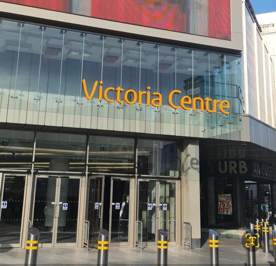 Victoria Centre Apartments In The Victoria Centre Shopping Centre - Nottingham City Centre - 24 Hour Access - Most Central Location, Kitchen - Sunday Check-Out 1Pm - Opposite Hilton By Restaurants & Shops - Outdoor Parking Cars Or Vans Five Pounds A Exteriör bild