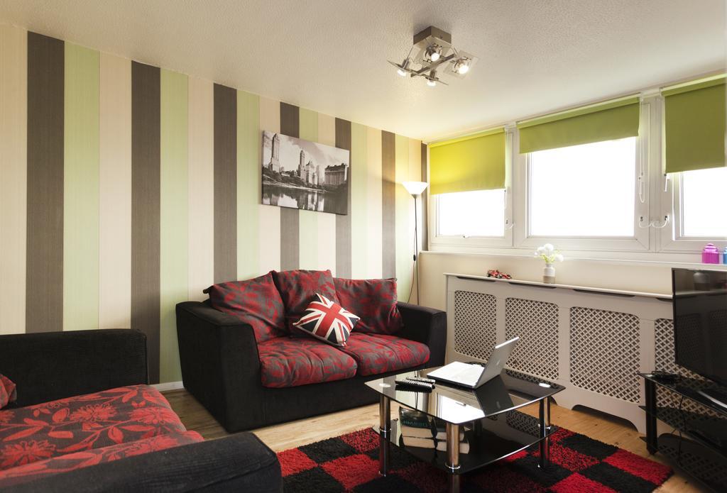 Victoria Centre Apartments In The Victoria Centre Shopping Centre - Nottingham City Centre - 24 Hour Access - Most Central Location, Kitchen - Sunday Check-Out 1Pm - Opposite Hilton By Restaurants & Shops - Outdoor Parking Cars Or Vans Five Pounds A Exteriör bild
