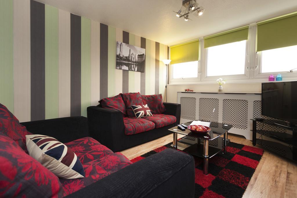 Victoria Centre Apartments In The Victoria Centre Shopping Centre - Nottingham City Centre - 24 Hour Access - Most Central Location, Kitchen - Sunday Check-Out 1Pm - Opposite Hilton By Restaurants & Shops - Outdoor Parking Cars Or Vans Five Pounds A Exteriör bild
