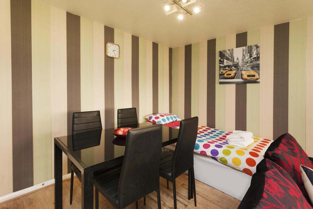 Victoria Centre Apartments In The Victoria Centre Shopping Centre - Nottingham City Centre - 24 Hour Access - Most Central Location, Kitchen - Sunday Check-Out 1Pm - Opposite Hilton By Restaurants & Shops - Outdoor Parking Cars Or Vans Five Pounds A Exteriör bild