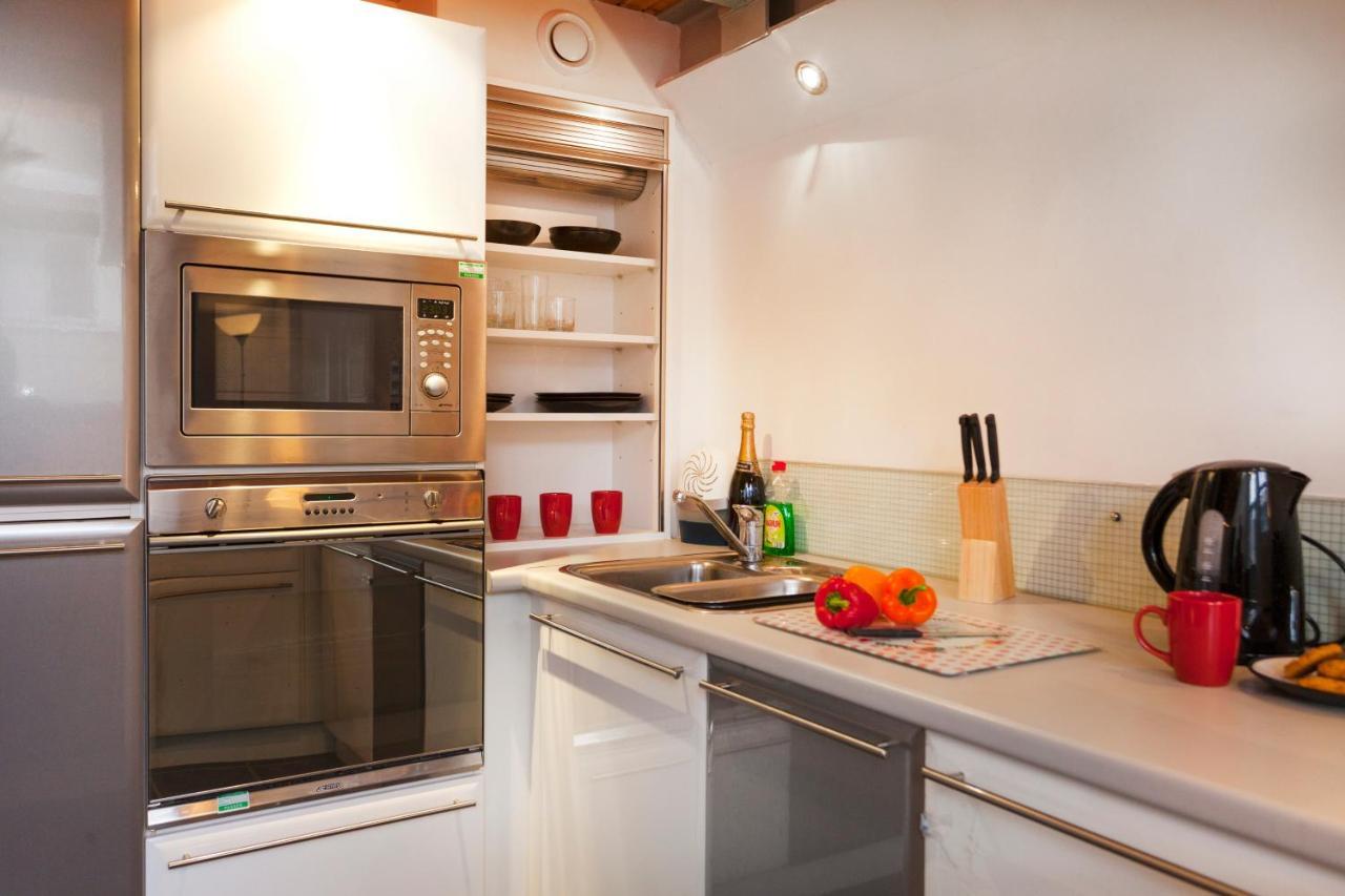 Victoria Centre Apartments In The Victoria Centre Shopping Centre - Nottingham City Centre - 24 Hour Access - Most Central Location, Kitchen - Sunday Check-Out 1Pm - Opposite Hilton By Restaurants & Shops - Outdoor Parking Cars Or Vans Five Pounds A Rum bild