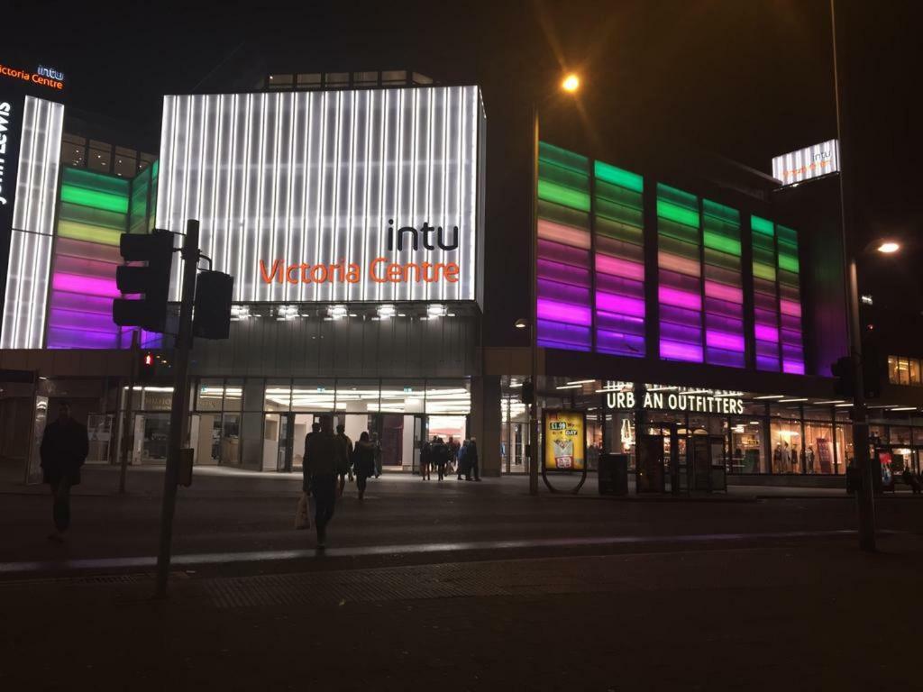 Victoria Centre Apartments In The Victoria Centre Shopping Centre - Nottingham City Centre - 24 Hour Access - Most Central Location, Kitchen - Sunday Check-Out 1Pm - Opposite Hilton By Restaurants & Shops - Outdoor Parking Cars Or Vans Five Pounds A Exteriör bild