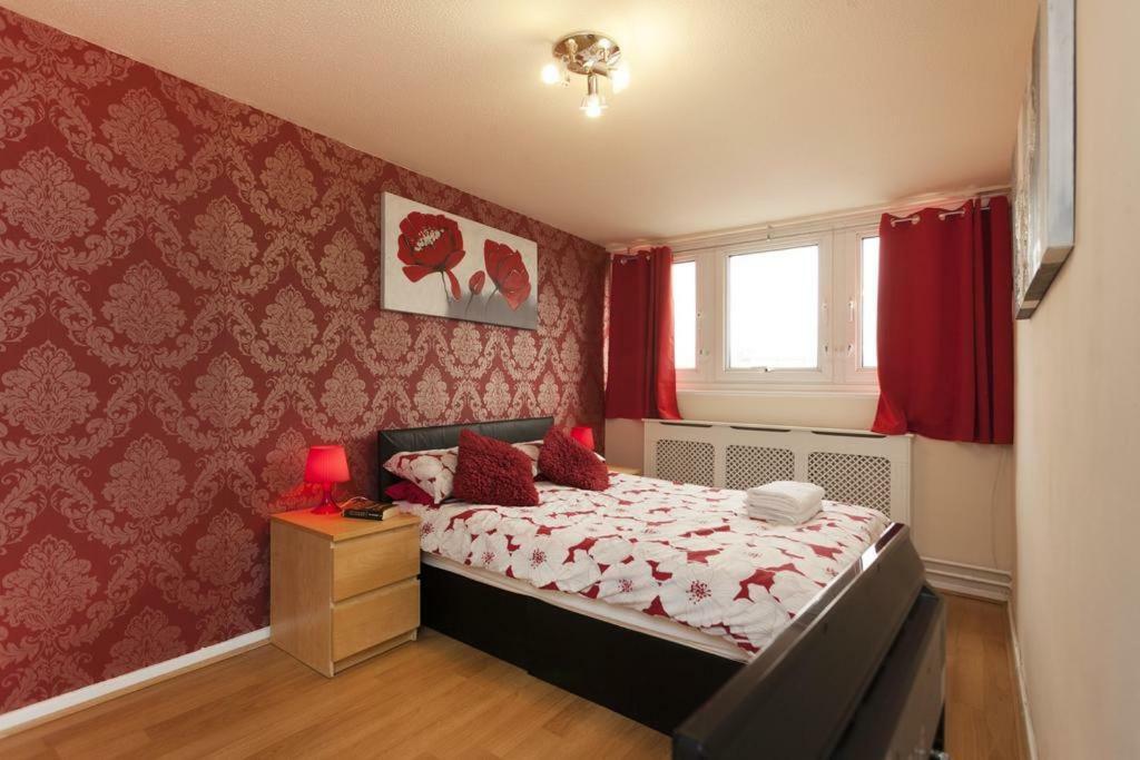 Victoria Centre Apartments In The Victoria Centre Shopping Centre - Nottingham City Centre - 24 Hour Access - Most Central Location, Kitchen - Sunday Check-Out 1Pm - Opposite Hilton By Restaurants & Shops - Outdoor Parking Cars Or Vans Five Pounds A Exteriör bild