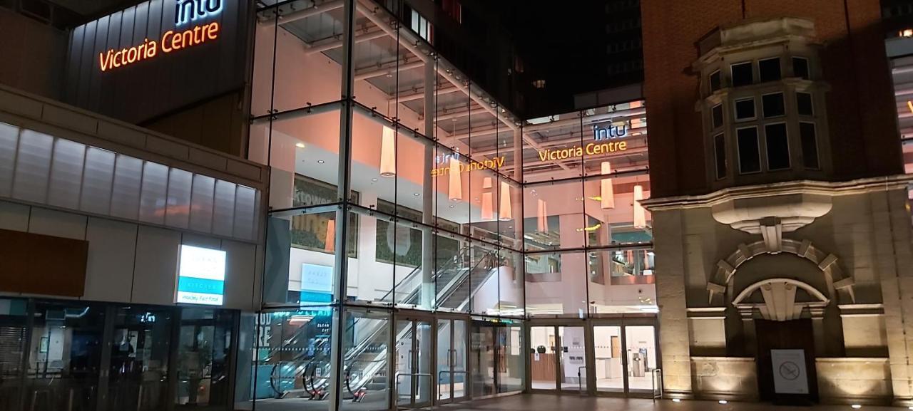 Victoria Centre Apartments In The Victoria Centre Shopping Centre - Nottingham City Centre - 24 Hour Access - Most Central Location, Kitchen - Sunday Check-Out 1Pm - Opposite Hilton By Restaurants & Shops - Outdoor Parking Cars Or Vans Five Pounds A Exteriör bild