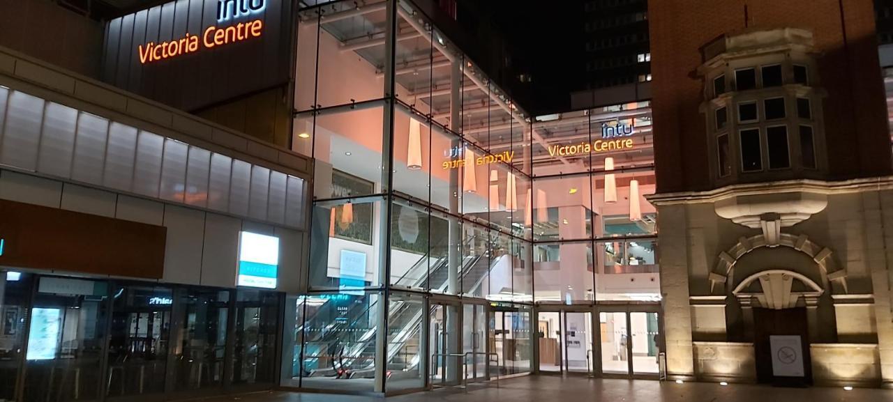 Victoria Centre Apartments In The Victoria Centre Shopping Centre - Nottingham City Centre - 24 Hour Access - Most Central Location, Kitchen - Sunday Check-Out 1Pm - Opposite Hilton By Restaurants & Shops - Outdoor Parking Cars Or Vans Five Pounds A Exteriör bild